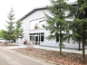 Niedrige Lagerhallen